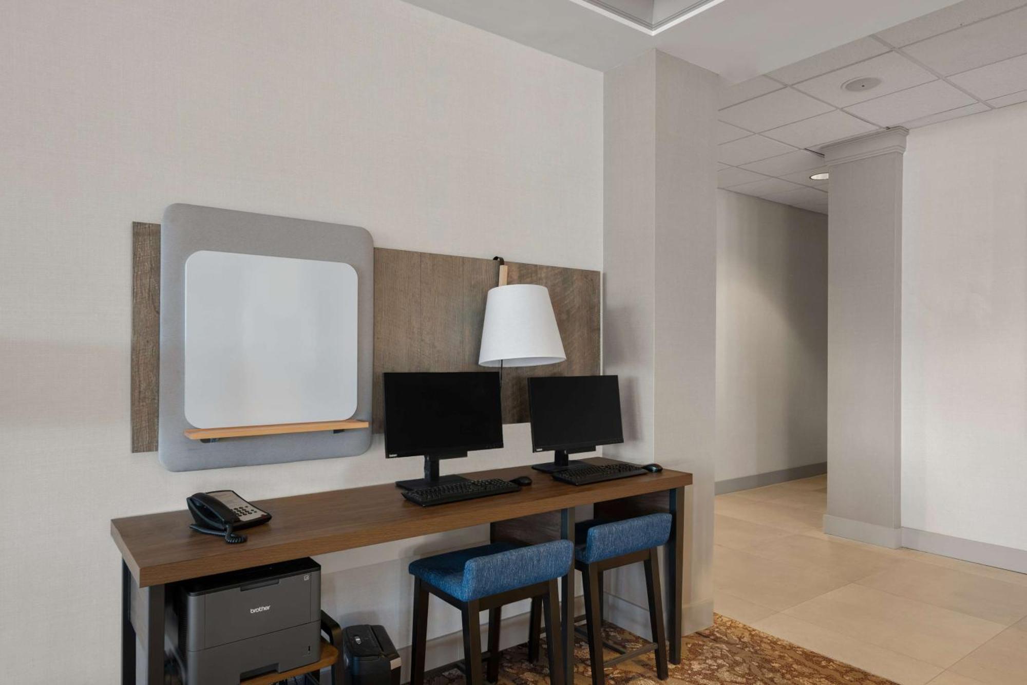 Hilton Garden Inn Omaha East/Council Bluffs Esterno foto